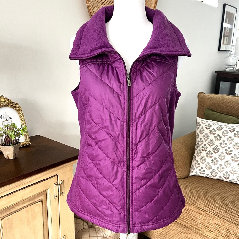 Women's Columbia Sportswear Company Fuschia Purple Quilted Vest (Small)